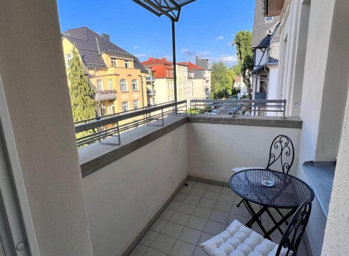 Feine Apartments In Der Suedstadt Von Erfurt Mit Kostenlosen Stellplatz & Flasche Wein Zur Begruessung Esterno foto